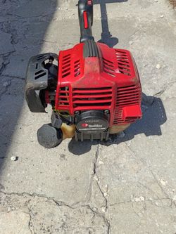 Red Maxx weed eater
