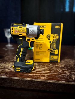 DEWALT DCF845 20V XR Brushless Impact Driver