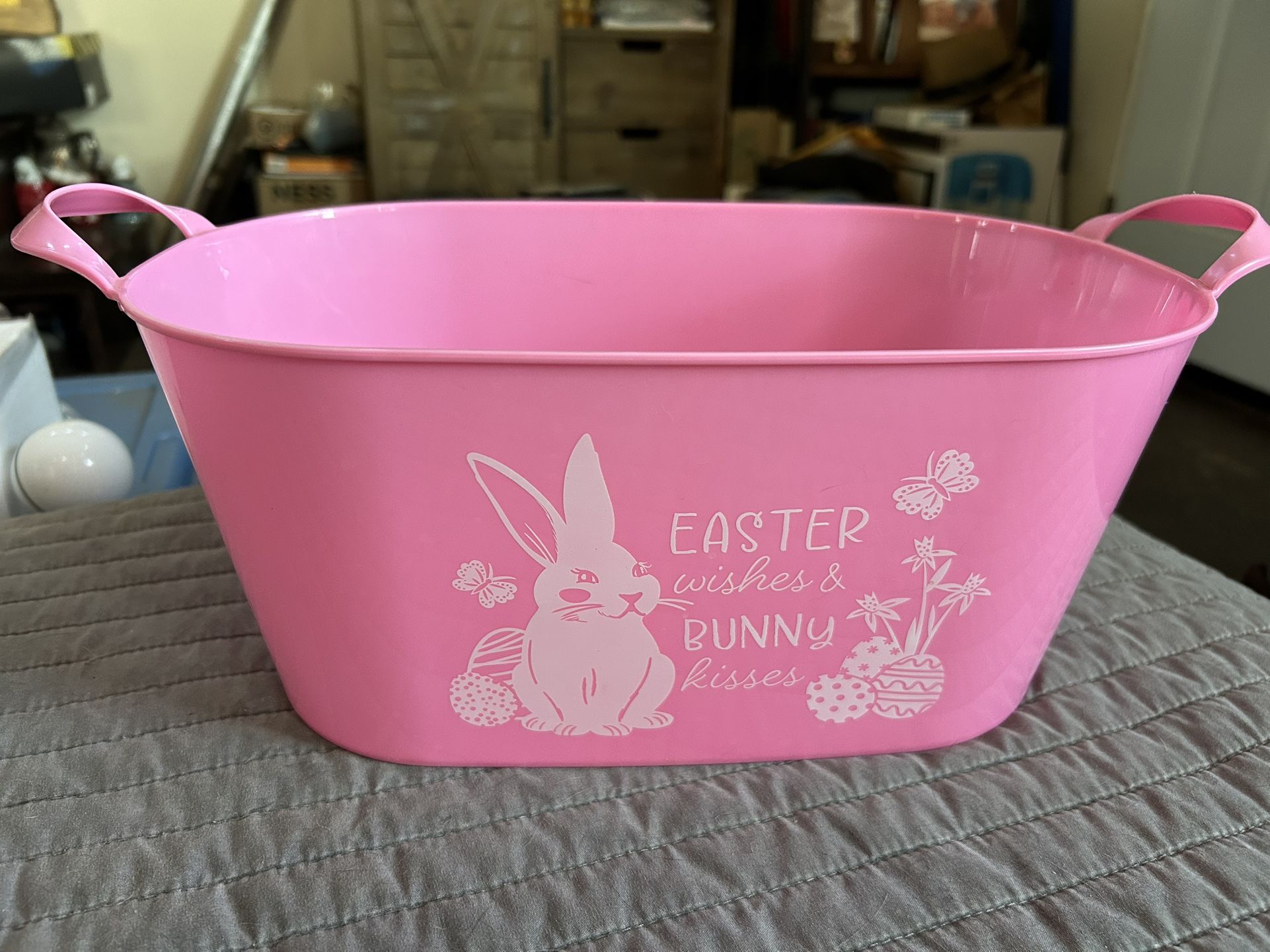 Cute Pink Easter Bin with Handles. Great Condition. Dimensions In Pics.
