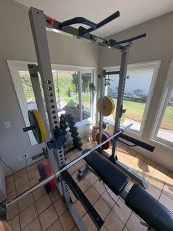 Squat Rack with Bench Pro HR 600 Only (Black dumbbells not included)