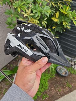 Bike helmet