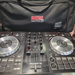 Pioneer Ddj-SB3 With Gator Gig Case