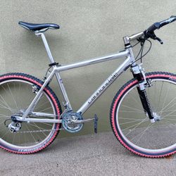 Vintage CANNONDALE mountain Bike Shimano XT