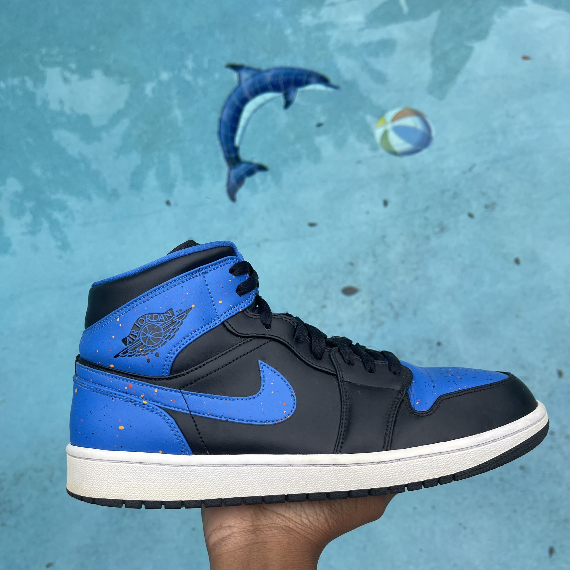 Air Jordan Mid Royal Splatter