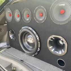 CAR AUDIO INSTALLATION 
