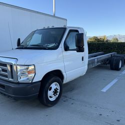 2013 Ford E450