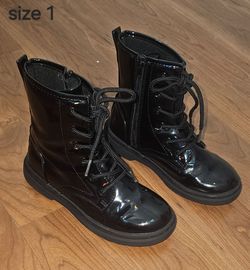 Kids Black Patent Leather Boots Size 1
