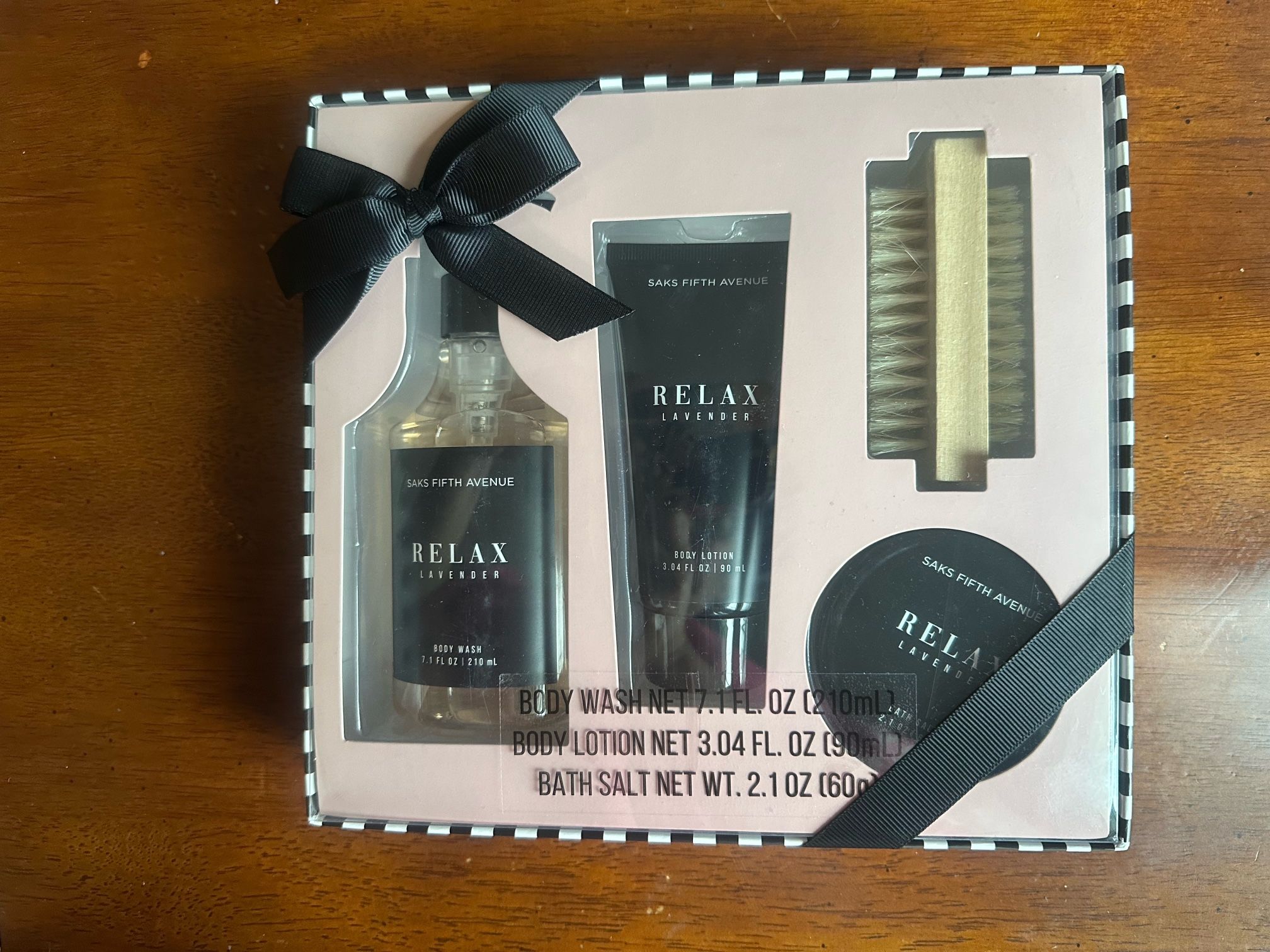 New! Saks Fifth Avenue Relax 4-Piece Lavender Wellness Gift Set. Body Wash,