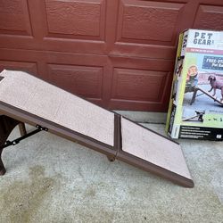 Pet Ramp- free standing-for pets up to 200 pounds