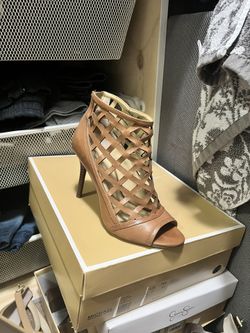 Woman Shoes