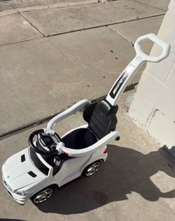 AMG MERCEDES PUSH CAR WITH BATTERY