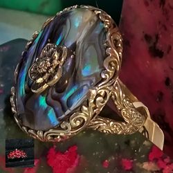 🔥ORNATE AND HUGE STERLING SILVER GORGEOUS ABALONE FLOWERED RING. SIZE 6. (R-84472)