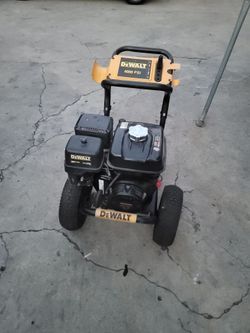 Dewalt pressure washer 4000 Psi 3.5 gpm