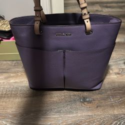 🔥 [Michael Kors Purse] – Must Go Today – Cash Only 🔥