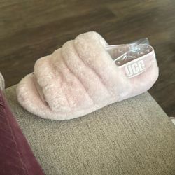 Ugg Fluff Yeah Slides