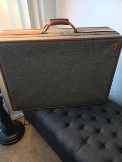 Hartmann Luggage Large Vintage Tweed Suitcase 25.00 for Sale in