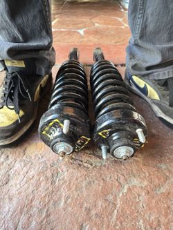 97-01 honda crv front shocks