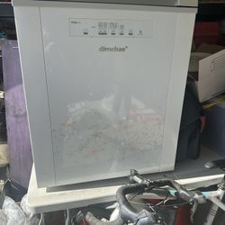 Dimchae Kimchi Refrigerator
