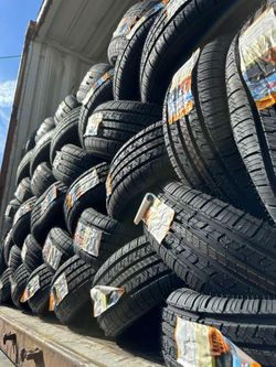 235/55/18 Set De Llantas 