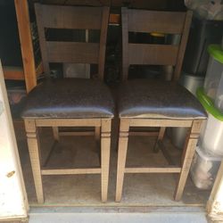 Counter Height Bar Stools ×2
