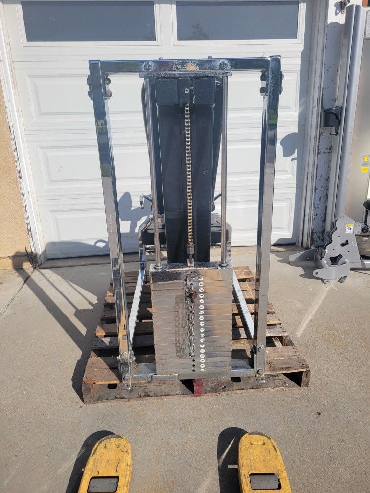 Nautilus Gen 1 Chrome Hip Abduction Weight Machine