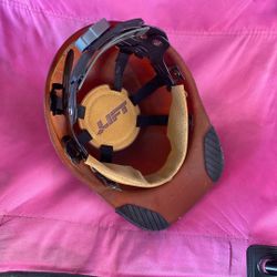 Lift Helmet 
