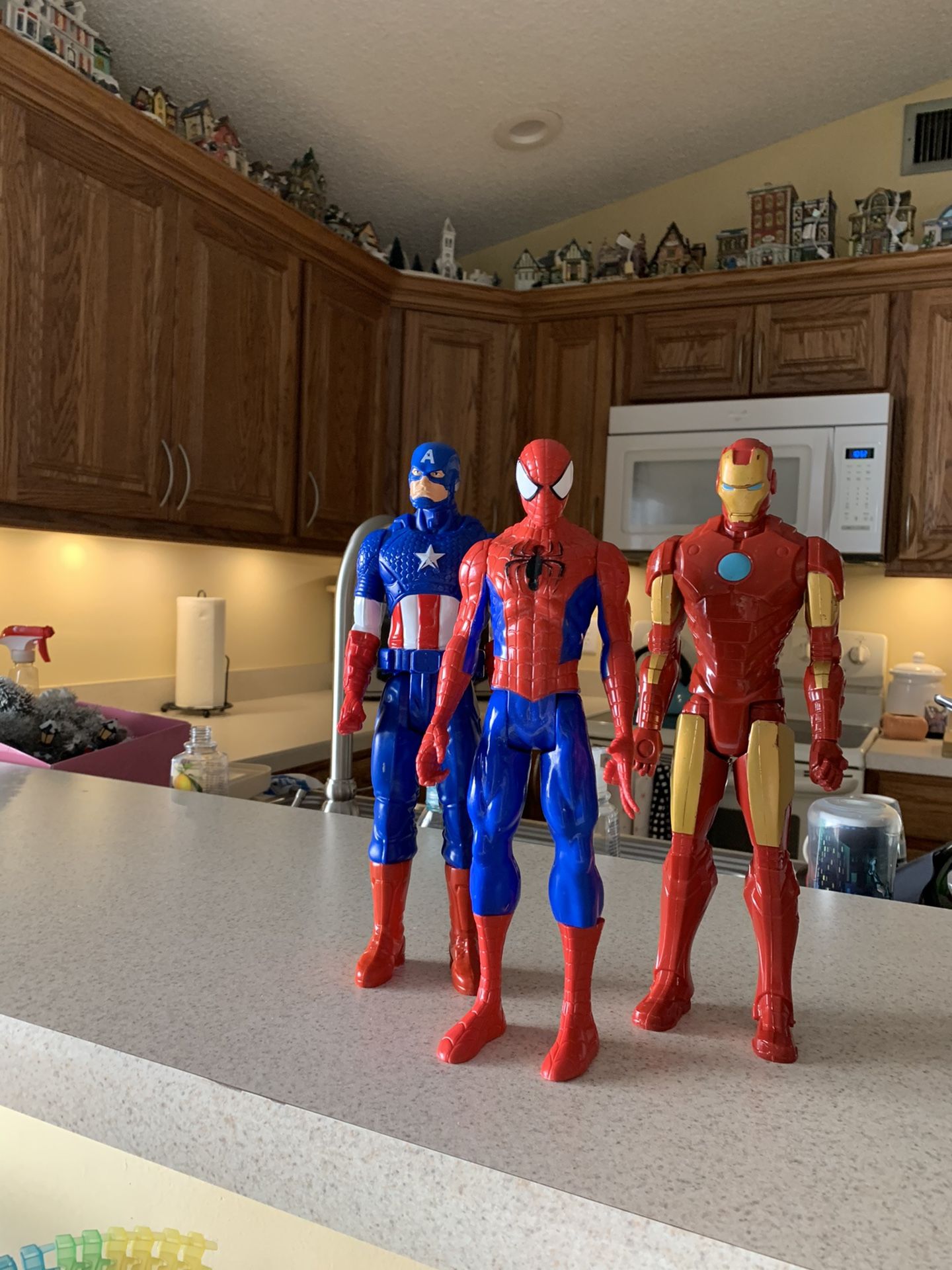 Super hero figures