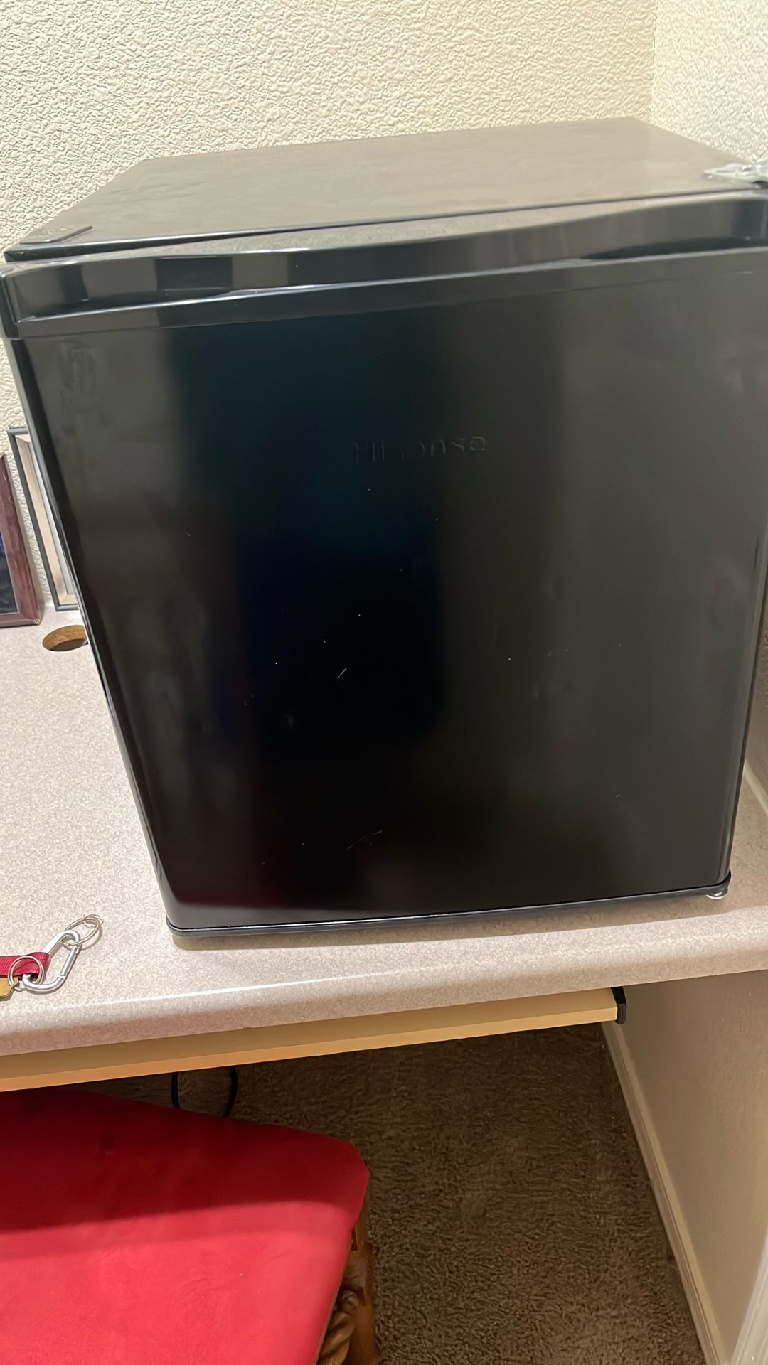 Hisense Mini Fridge