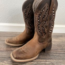 Women’s Ariat Hybrid Rancher Boots. Color: Brown, Size: 6.5B