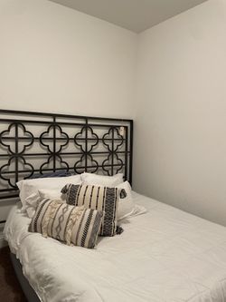 King Bed Header Only