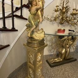 Very  Gorgeous  Statue with the Stand 
