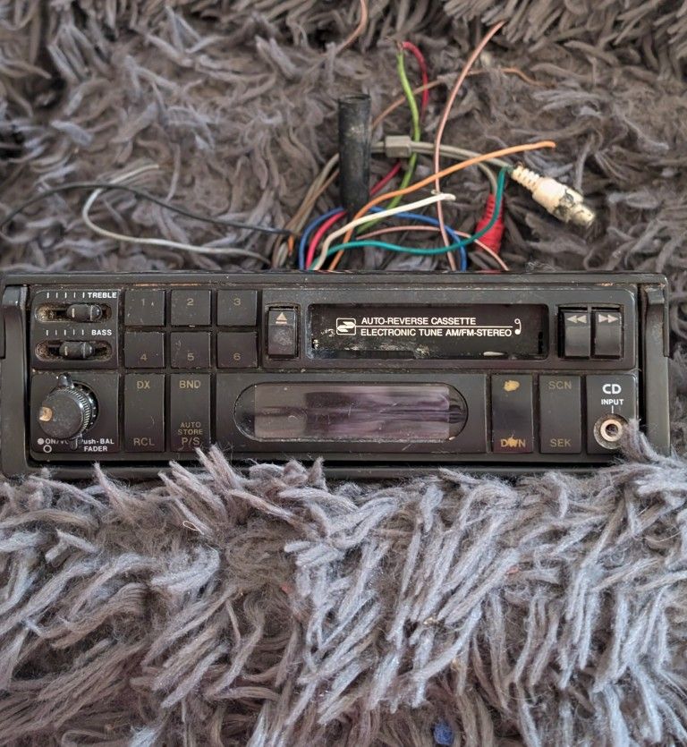 Vintage Majestic CR-9 630 In Dash Car AM/FM Stereo, Cassette Player, CD Input, Auto Reverse, Electronic Tune, 6 Band, 2-4 Speakers, Fader, Bass, Treb