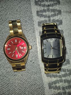 More mens gold watch