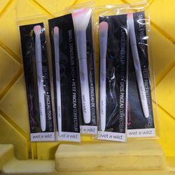 Makeup Brushes