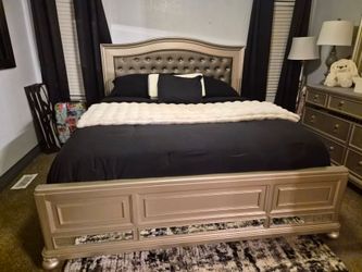 King Bedroom set