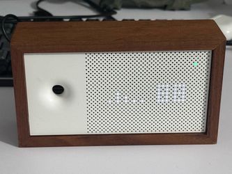 AWAIR Smart Air Quality Monitor- Walnut Case!
