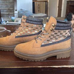 Michael Kors Boots 