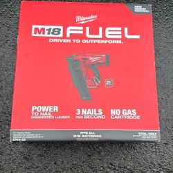 Milwaukee Fuel 21 Degree Framing Nailer 
