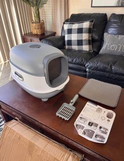New Covered Litter Box