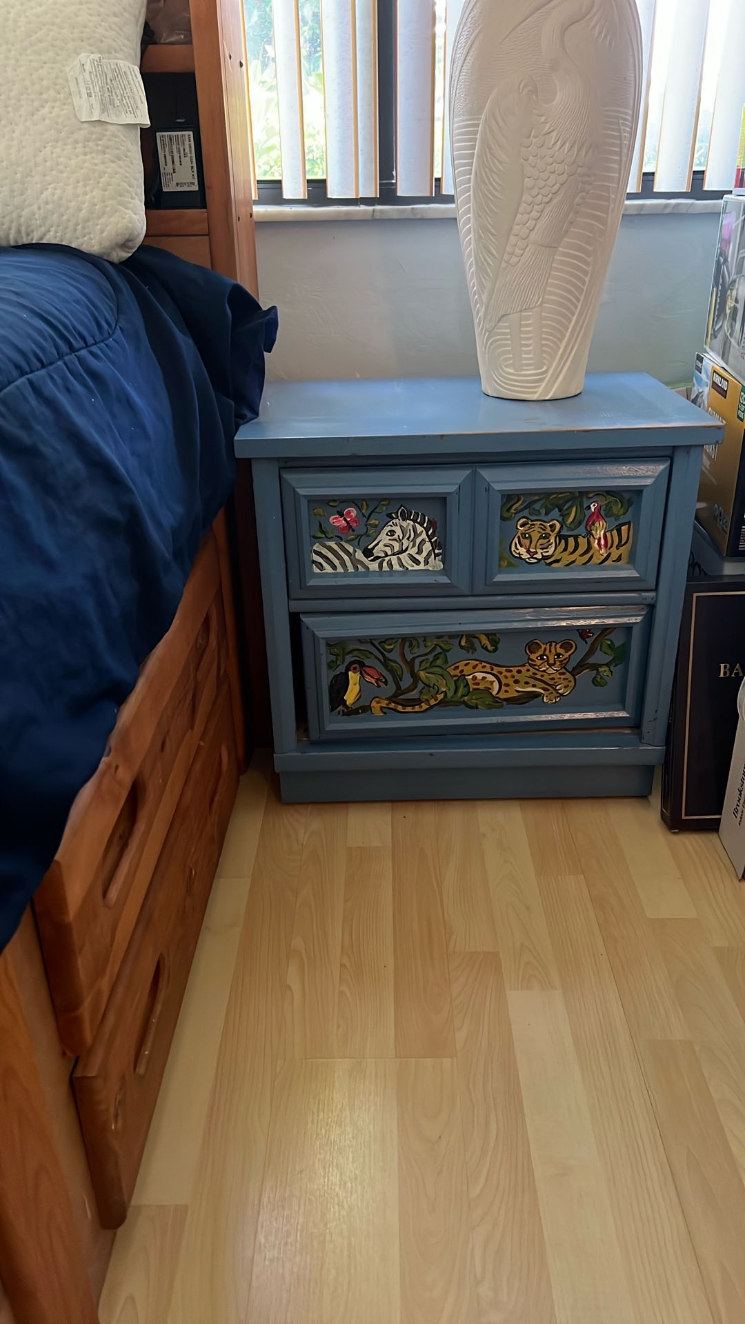 End Table With 2 Drawers