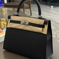 Hermes Kelly “25 black color  Epsom leather palladium hardware Complete full set brand new fully stickers 