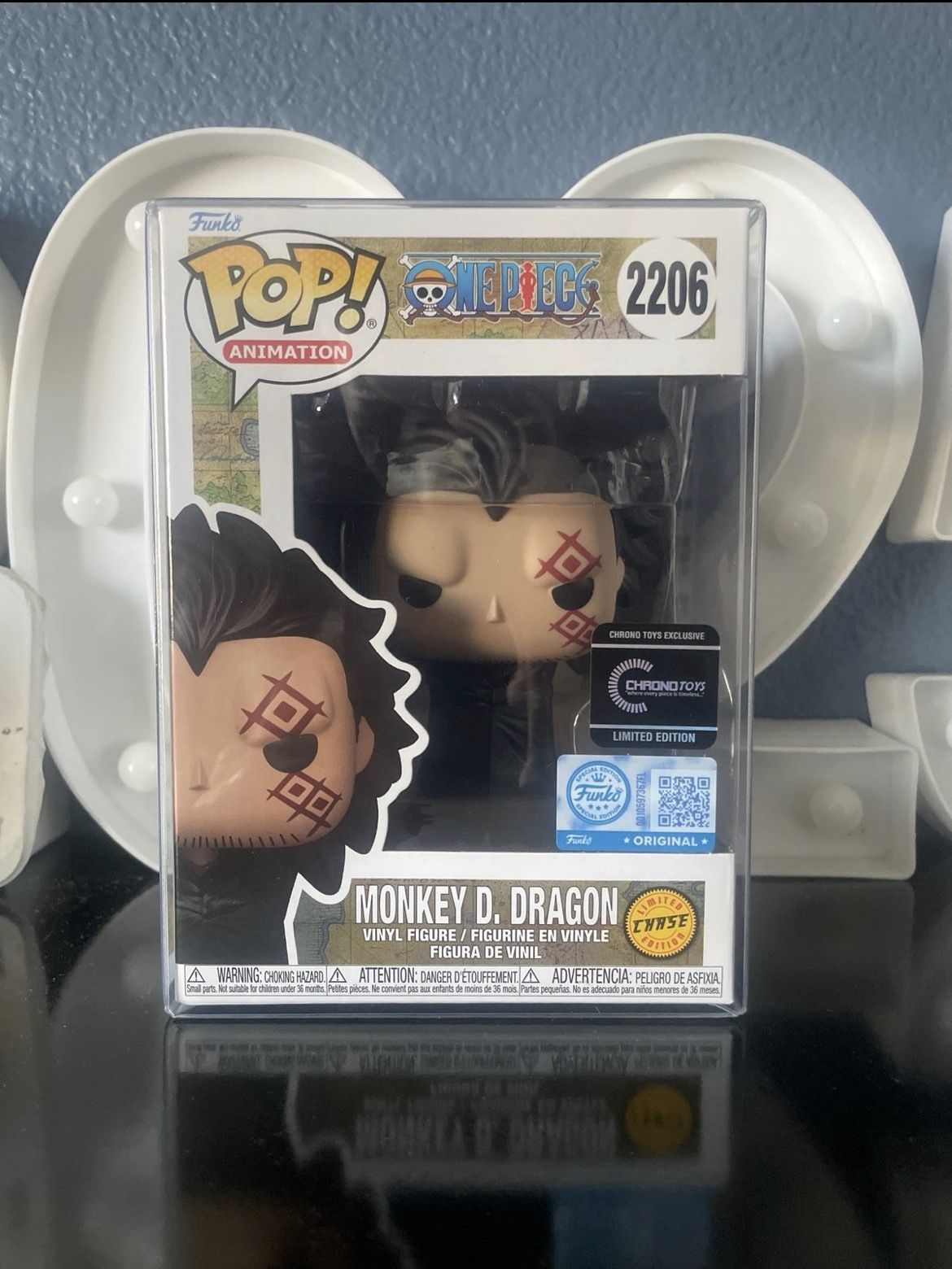 Funko Pop! One Piece MONKEY D. DRAGON #2206 (Chrono Toys Exclusive) (CHASE)