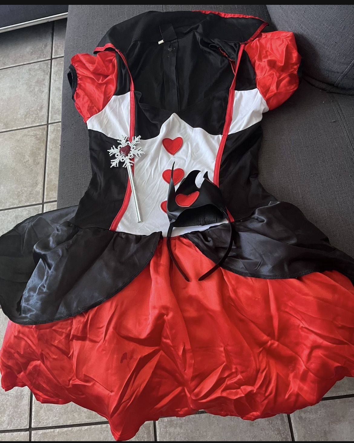 Queen Of Hearts Costume