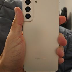 Galaxy S22 Plus 