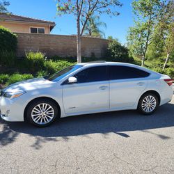 2014 toyota avalon hybrid