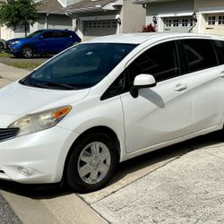 Nissan Versa 2014