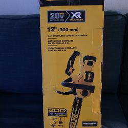 DEWALT XR CHAINSAW COMPACT KIT