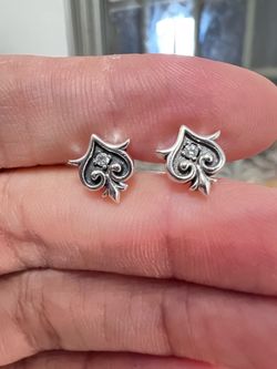 Women and Men earrings