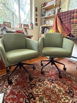 Pair of brand new office chairs