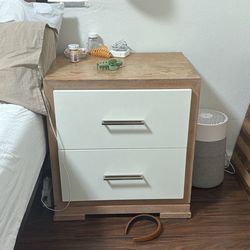Set Of Nightstands 